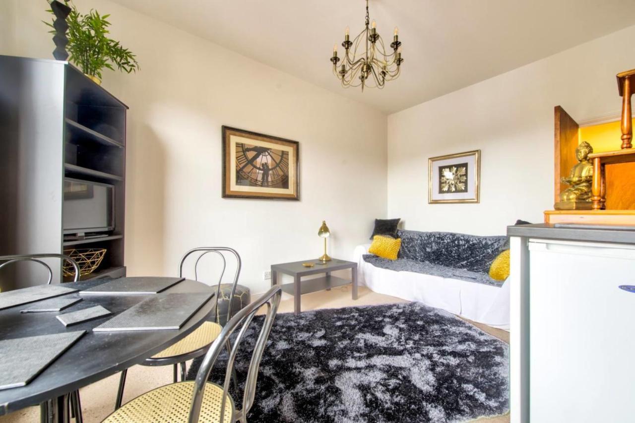 Guestready - Apartment In The Historic Grassmarket For 2 Guests EDI Kültér fotó